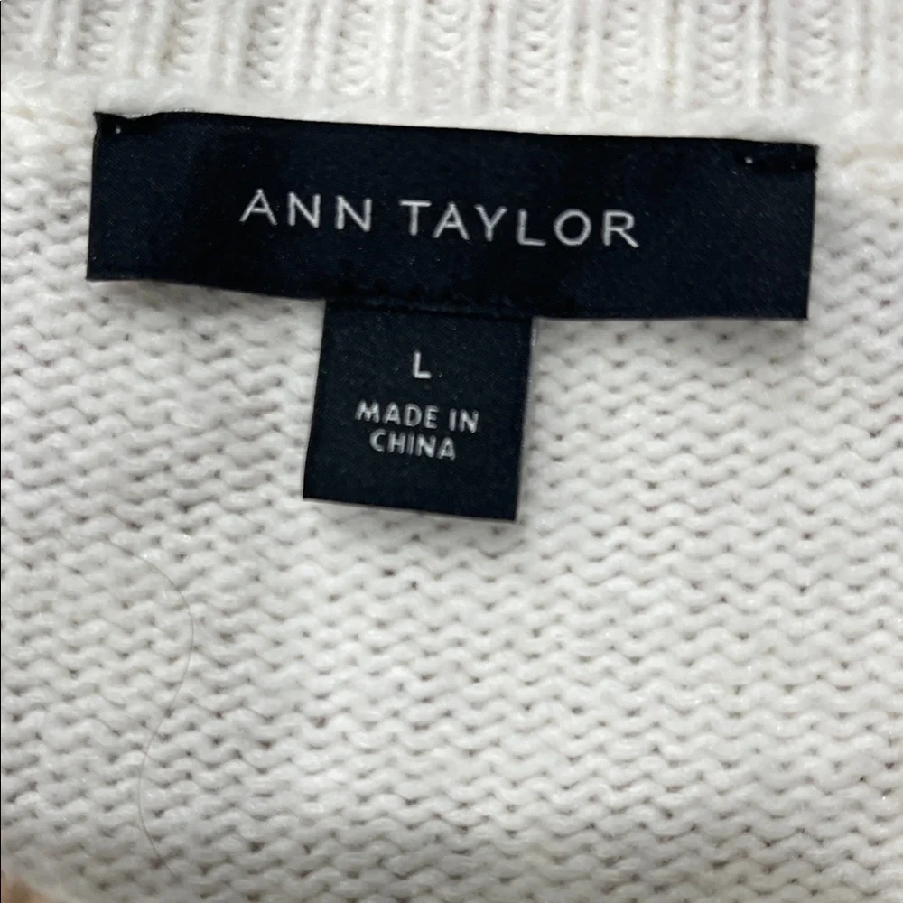 Ann Taylor Beige and White Houndstooth Sweater - Picture 2 of 2
